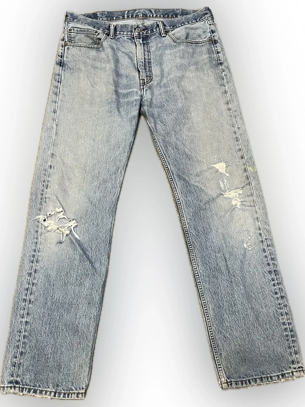 Levi’s 505 Light Wash Distressed Jeans size 38/34